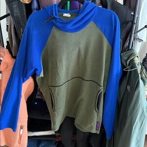 Melanzana Men's XL Blue and Gray Pullover